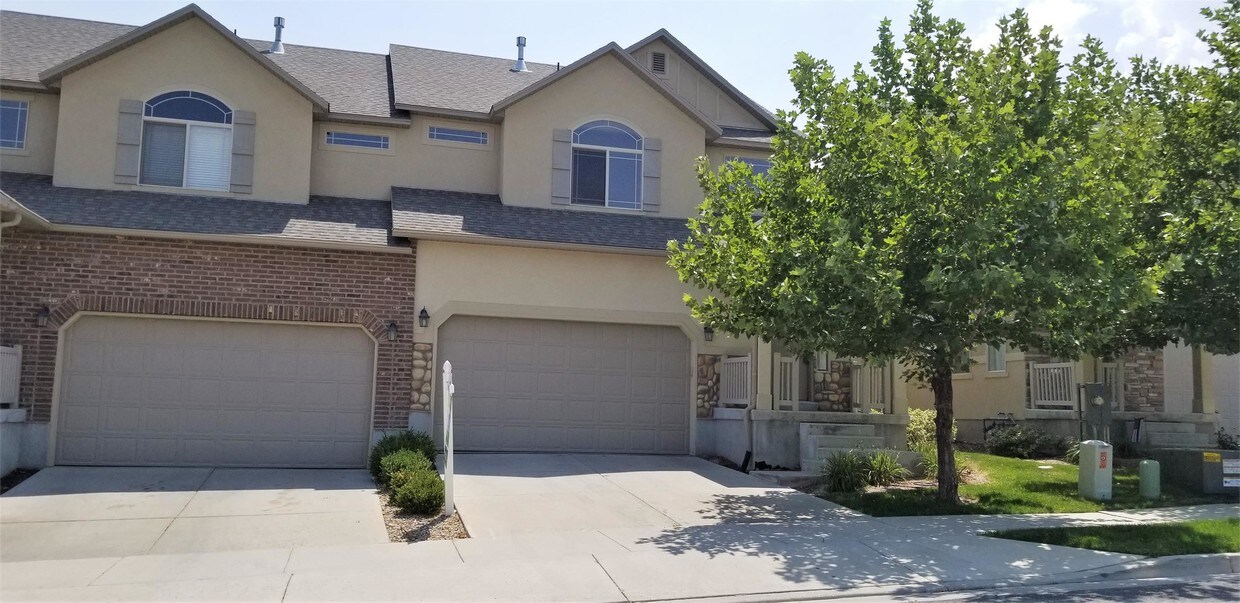 Foto principal - 7131 Cottage Point Dr