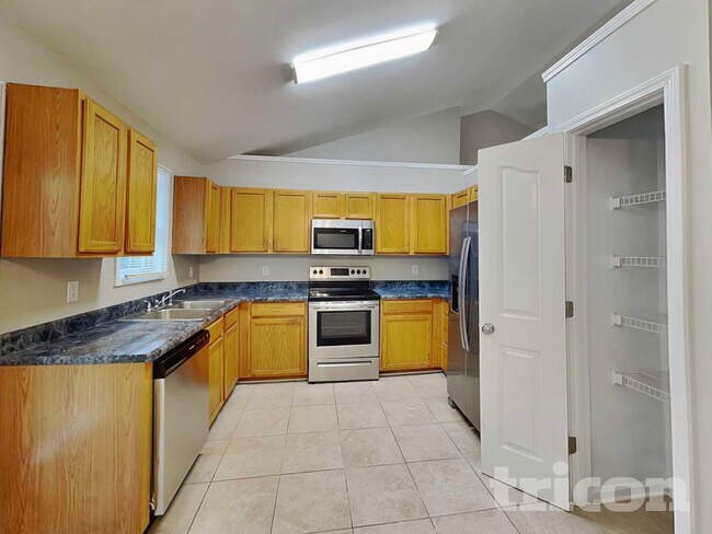 Foto del edificio - 6655 Breckenridge Dr