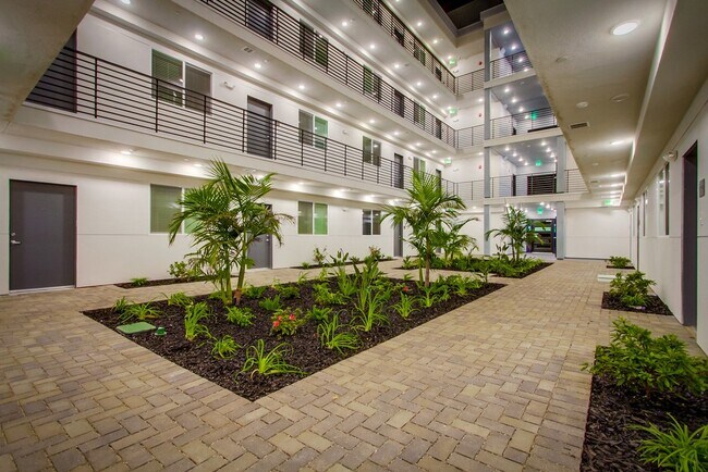 Foto del edificio - Glenoaks Villas
