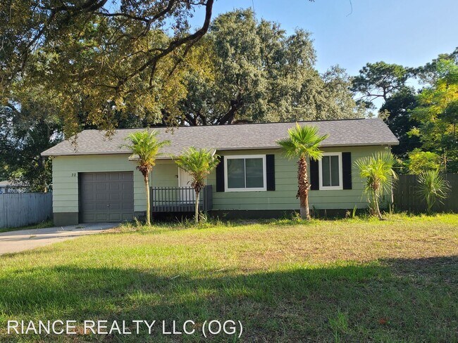 Building Photo - 4 br, 3 bath House - 32 LAKE DRIVE