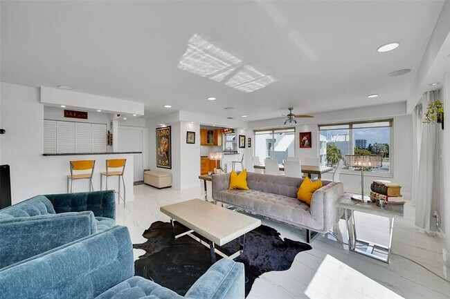 Foto del edificio - 2860 NE 14th Street Causeway
