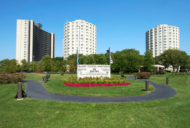 Foto principal - Hilliard Towers Senior Apartments