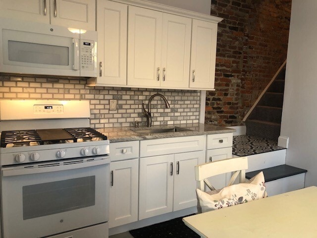 Kitchen - 2901 S 16th St