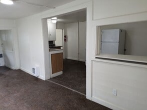 Building Photo - 201 S Asbury St