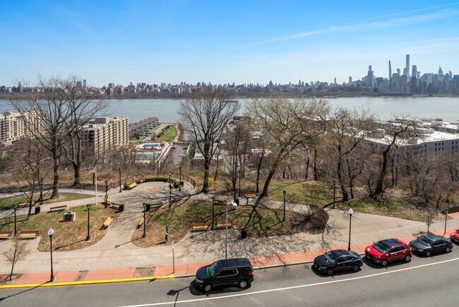 Foto del edificio - 7855 JFK Blvd E
