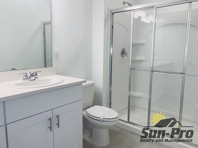 Building Photo - 172 Riverfront Wy