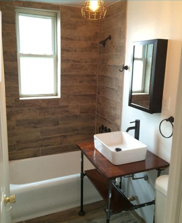 Foto principal - 87-27 169th St