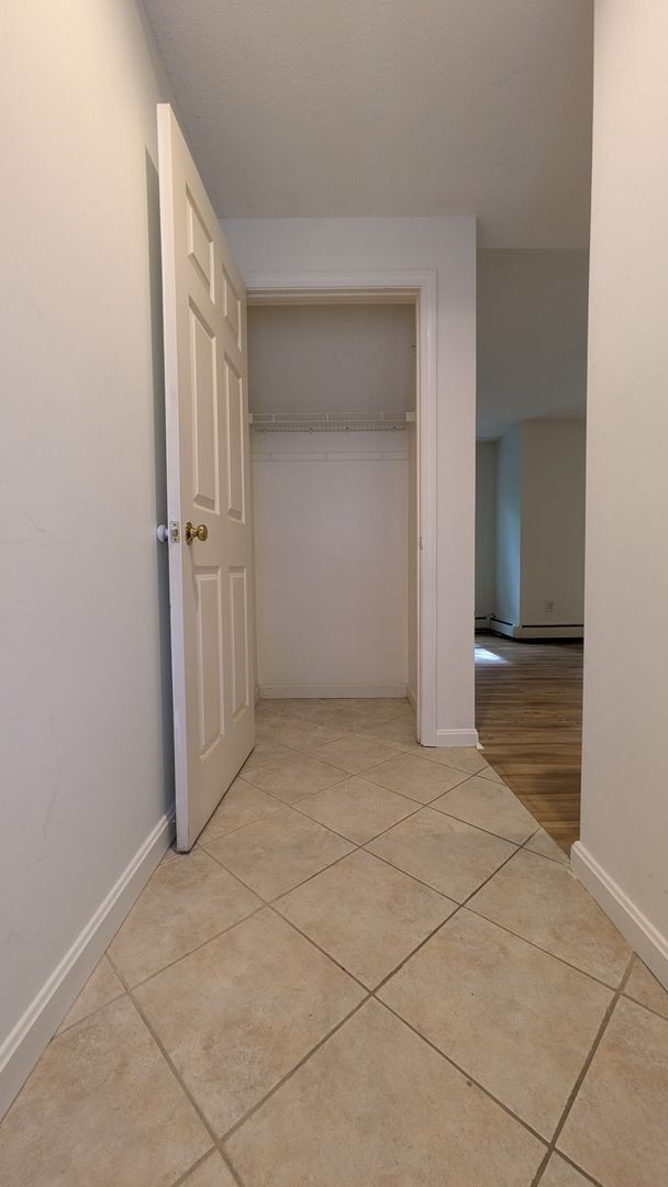 Foto del edificio - Spacious 3-Bedroom Condo in Lebanon, NH