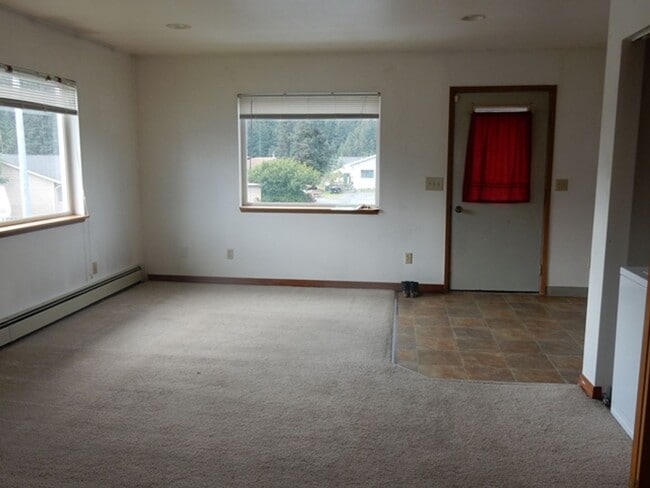 Building Photo - 1514 Lynden Way