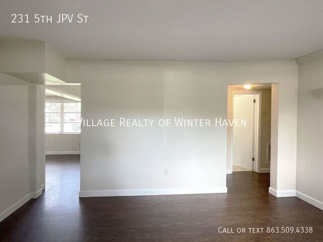 Building Photo - CORNER LOT AND GORGEOUS FLOORS!