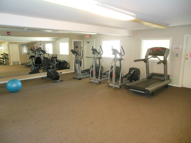 Foto del edificio - 400 N Acacia Ave