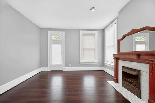 Building Photo - 2431 Ohio Ave