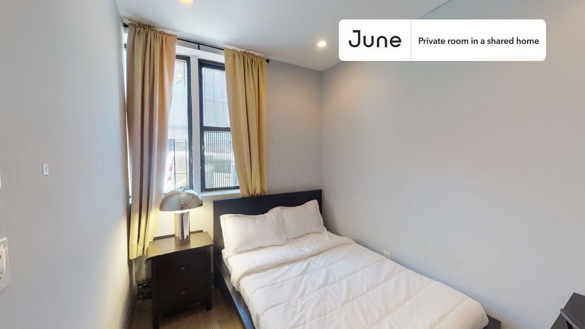 Private bedroom in 3 bed/1 bath Home - Private bedroom in 3 bed/1 bath Home