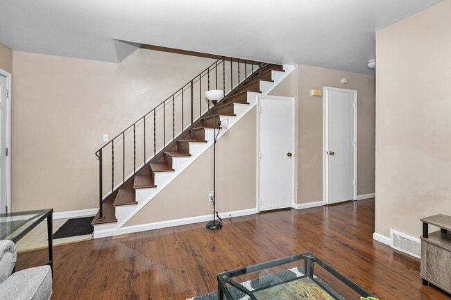 Building Photo - 3543 Otterbein Ave