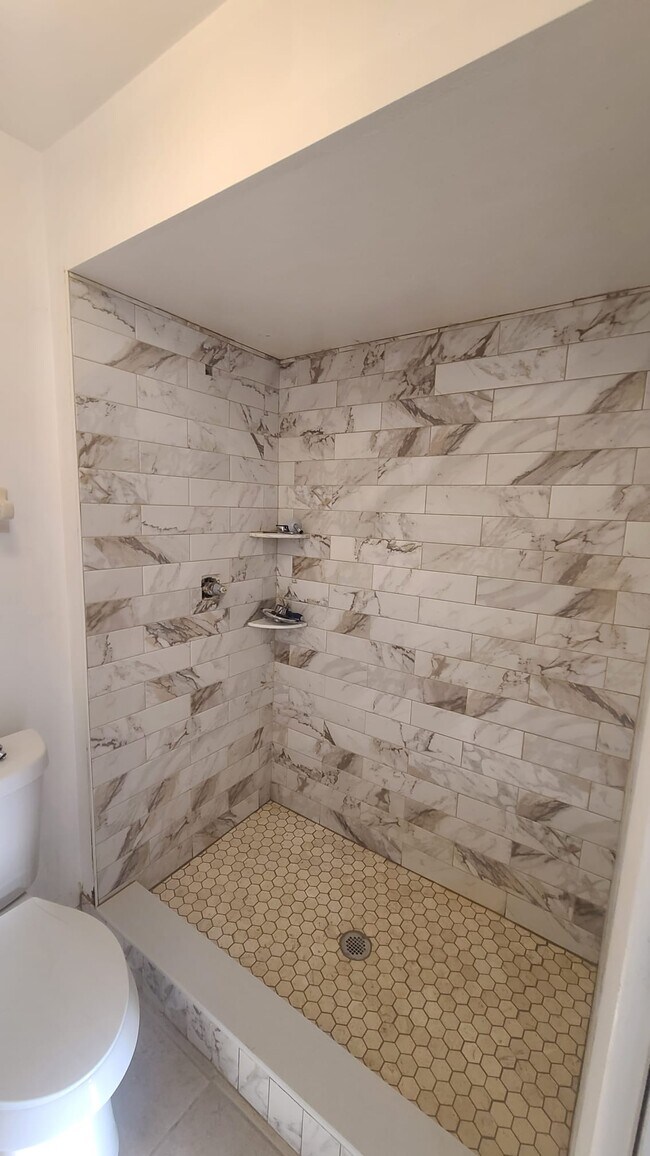 Foto del edificio - 5299 Vineland Rd