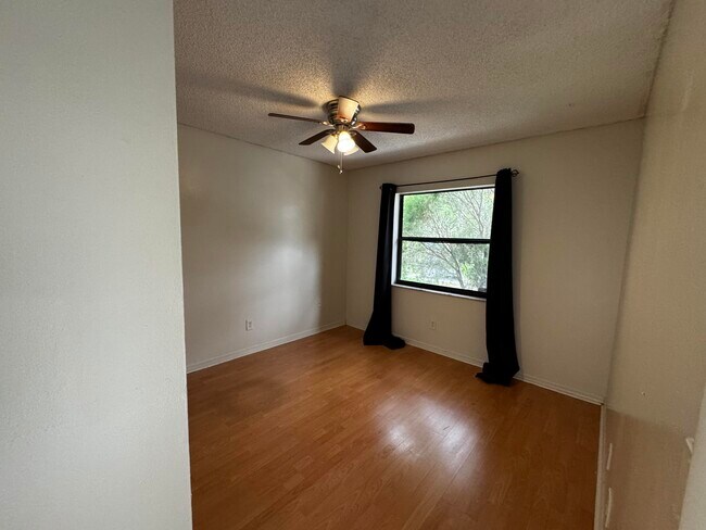 Foto del edificio - 3831 SW 69th Ave