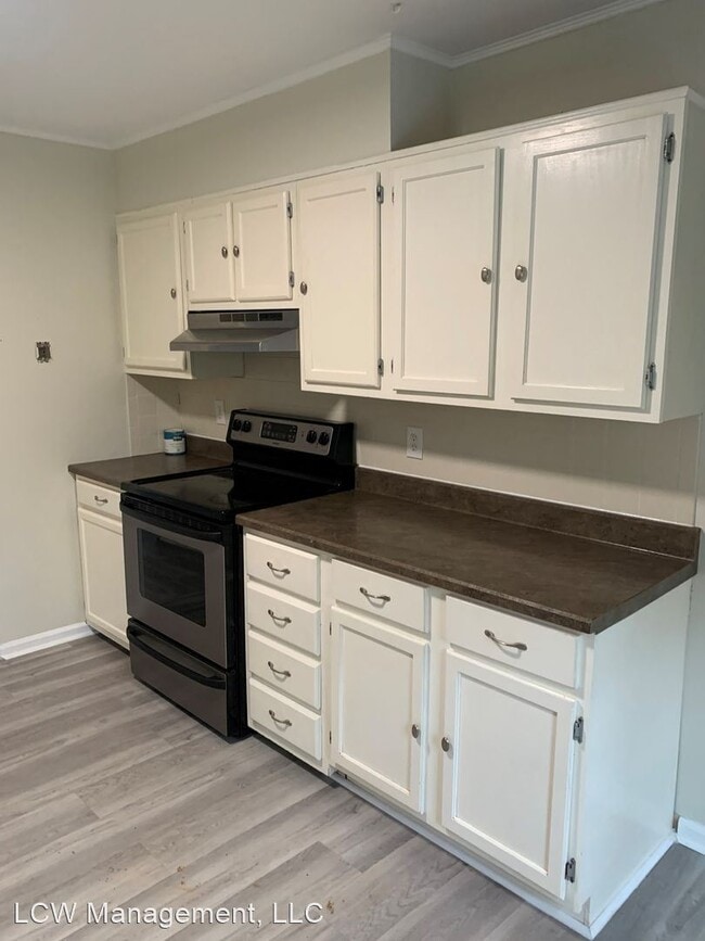 Building Photo - 3 br, 2 bath House - 114 S Cliffdale Drive