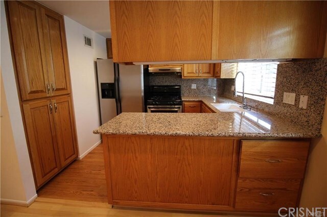Building Photo - 17918 River Cir