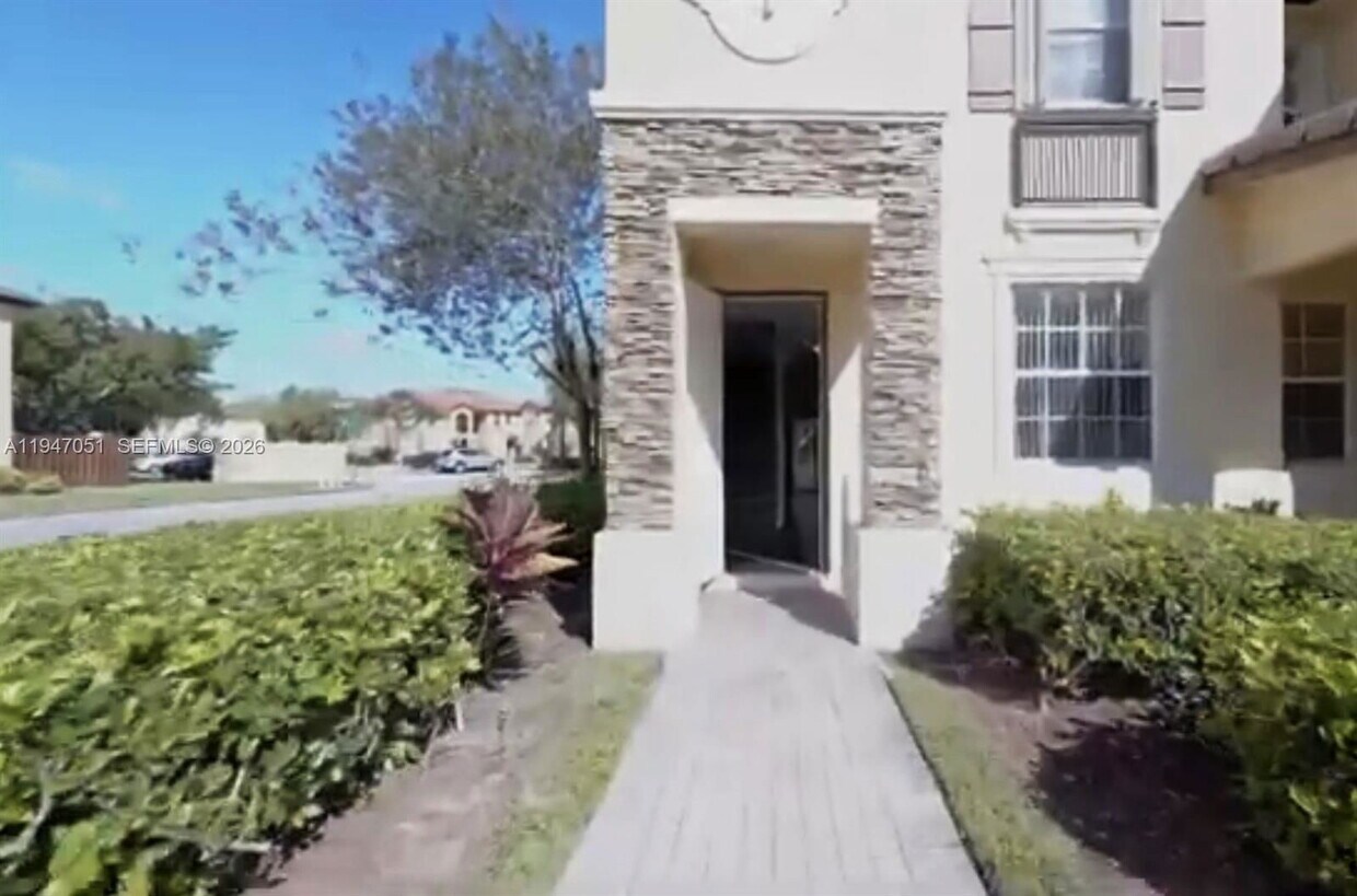 Foto del edificio - 1485 NE 33rd Rd