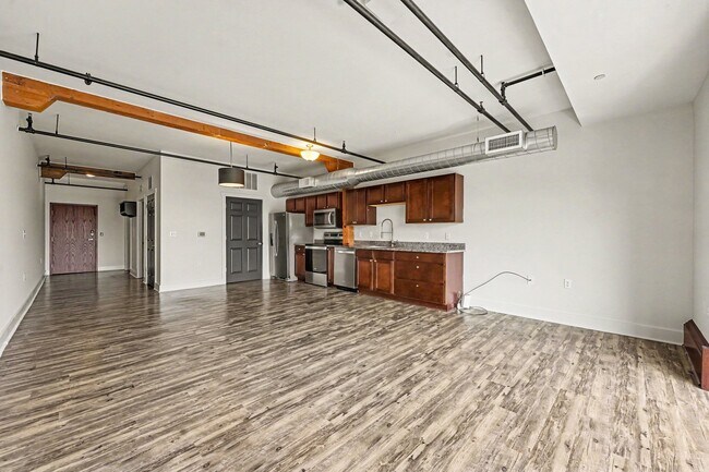 Foto del edificio - 600 7th St NW