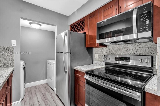 Foto del edificio - 1263 SW 46th Ave