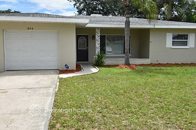 Building Photo - 1856 Greenhill Dr