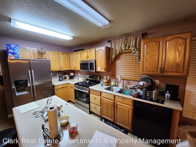 Building Photo - 3 br, 2 bath House - 7865 Welsh Drive