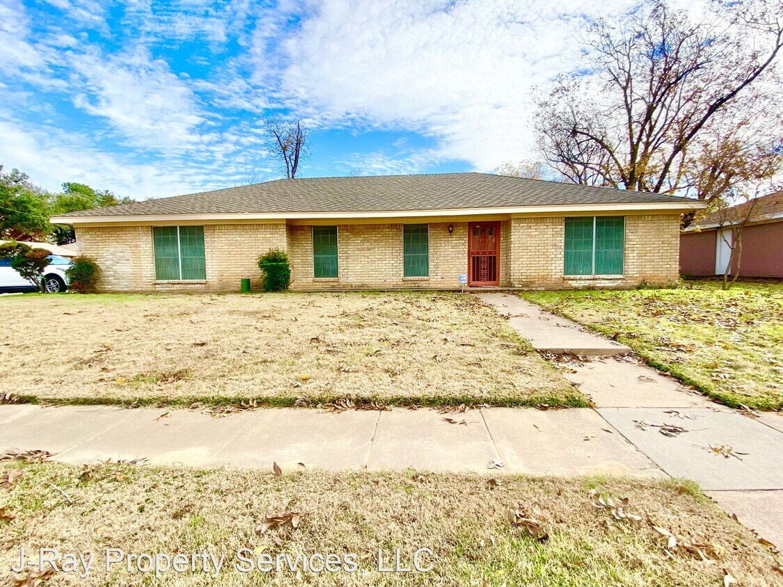 1901 Silver Leaf Dr, Pantego, TX 76013 House Rental in Pantego, TX