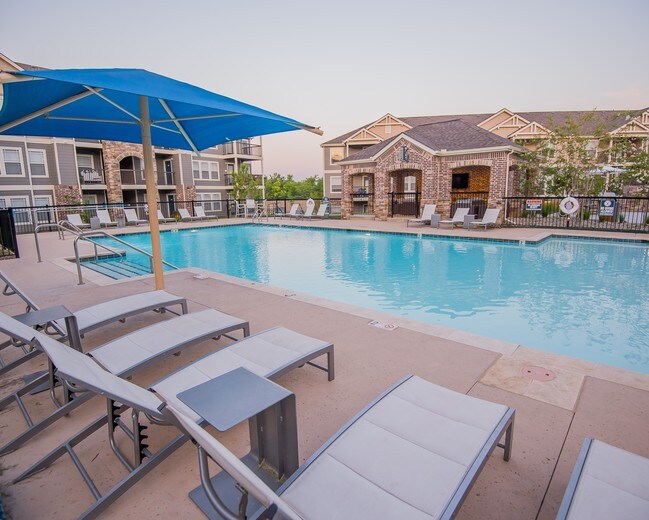 Cottages at Crestview Apartments Wichita, KS