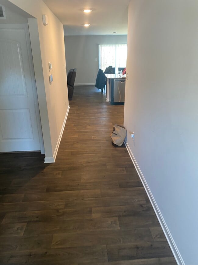 Building Photo - 241 Sedmont Cir