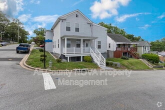 Building Photo - 5415 Brenner St