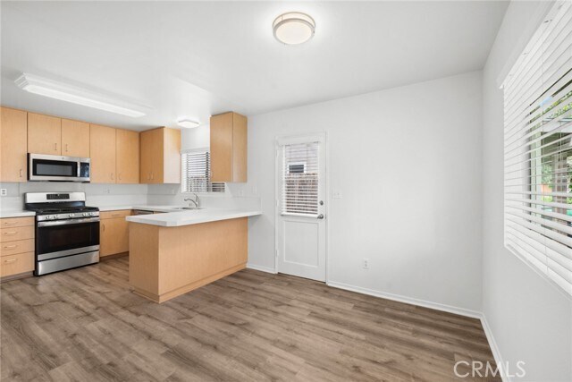 Foto del edificio - 375 Woodland Pl