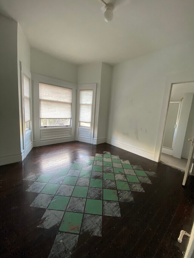 Bedroom 2 - 703 Shrader St