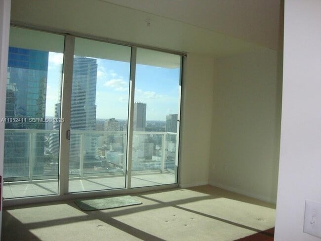 Building Photo - 300 S Biscayne Blvd