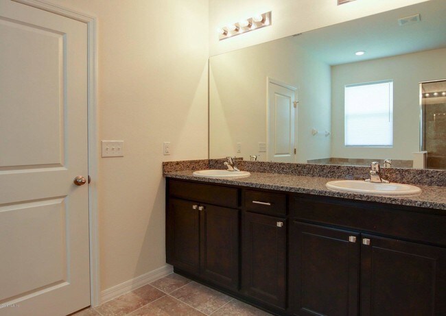 Building Photo - 5059 SW 56th St