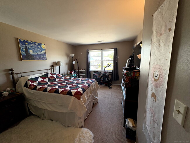 Foto del edificio - 24 Southwind Ln