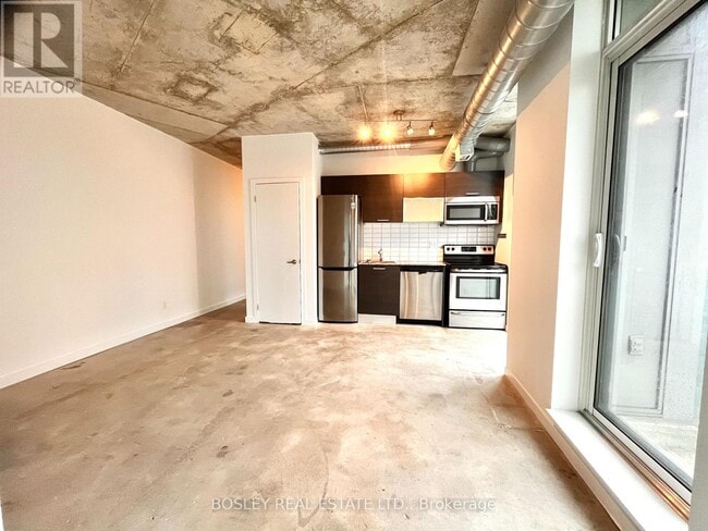 Building Photo - 150 Sudbury St