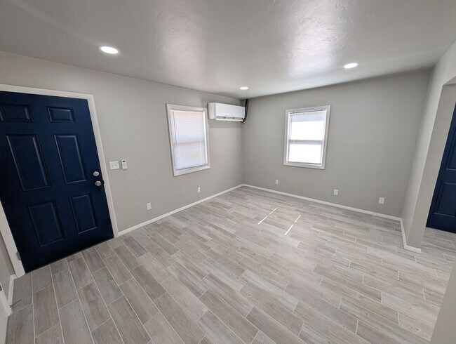 Foto del edificio - Remodeled luxury 1 bedroom, 1 bath house i...