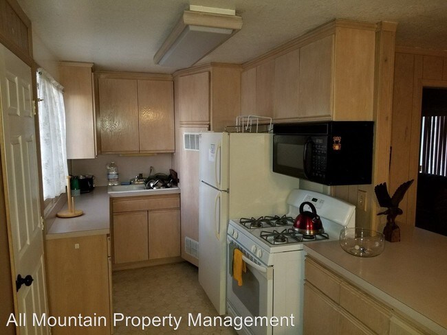 Foto del edificio - 2 br, 1.5 bath House - 248 Greenspot