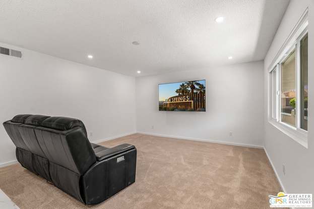 Foto del edificio - 1900 S Palm Canyon Dr