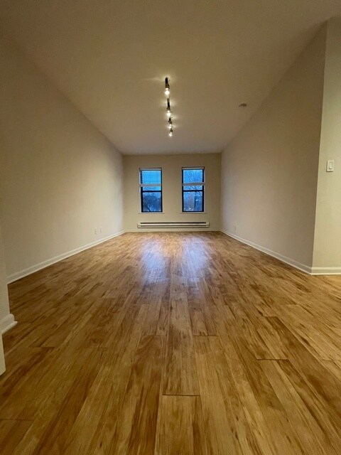 Foto del edificio - 2834 W Palmer St