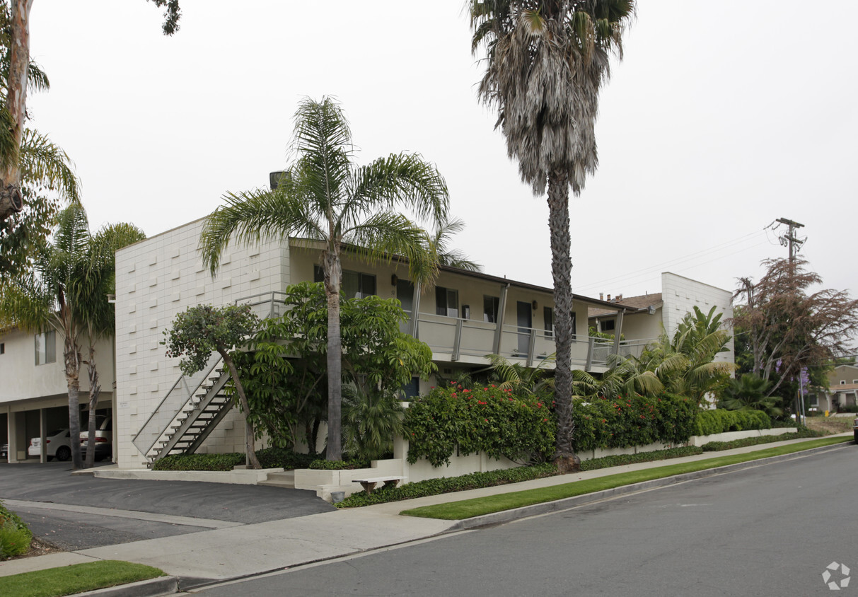 Primary Photo - Verano Courtyard Apartments