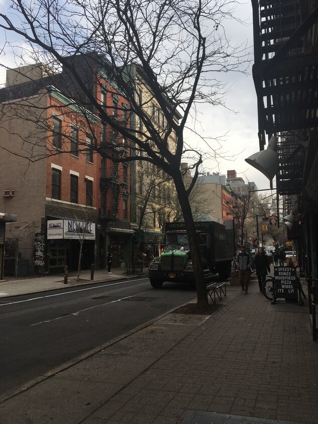 Primary Photo - 57 Clinton St
