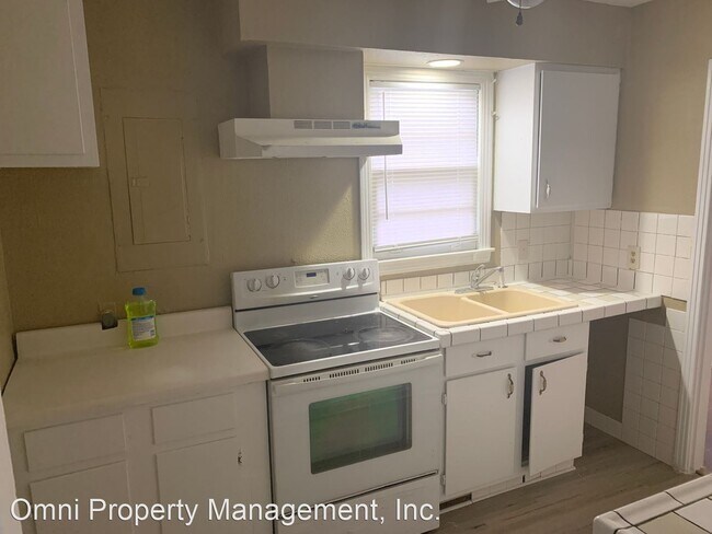Building Photo - 3 br, 2 bath House - 4624 S JANICE CIR