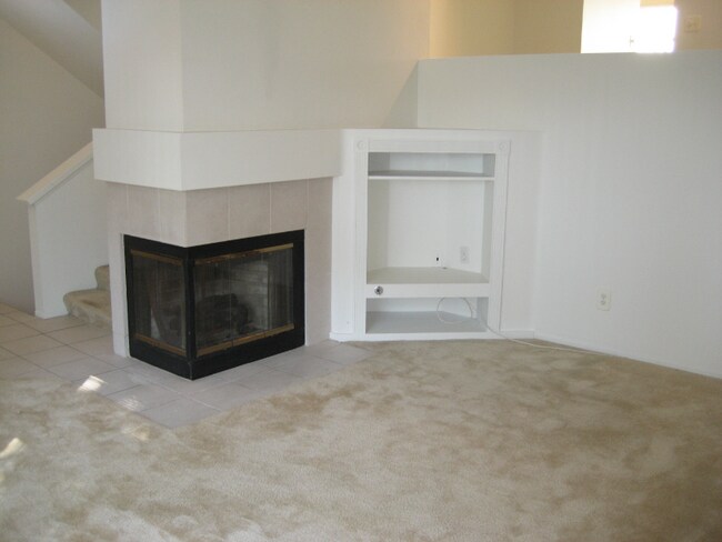 Foto del edificio - 4874 Thille St
