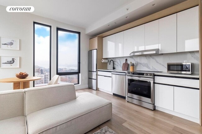 Building Photo - 620 W 153rd St