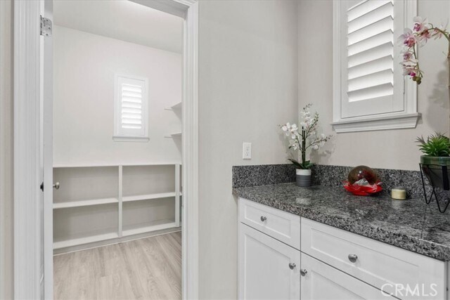 Building Photo - 14134 Mountain Ave