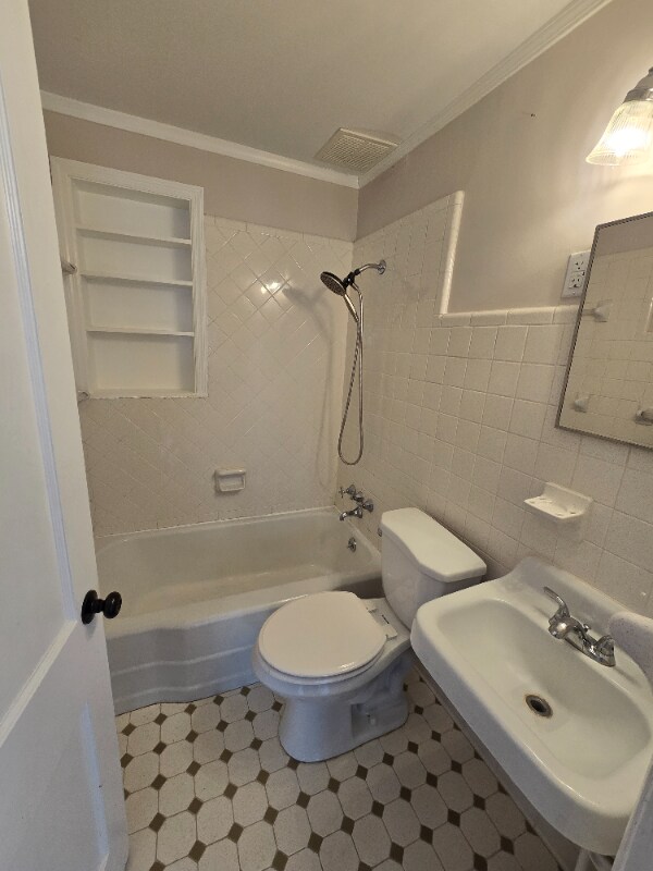 Foto del edificio - 1405 Newton St