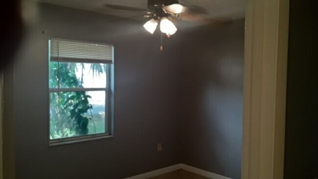 Foto del edificio - Three Bedroom One Bath Home