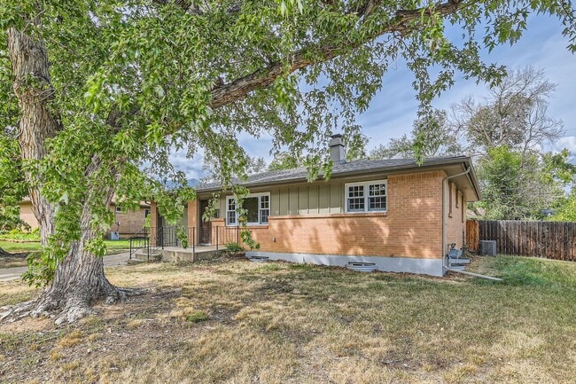 Foto del edificio - *Short-term rental* 4 Bd/3 Ba Home in Sout...